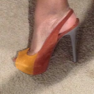 👠👠HOT FAUX SUEDE PUMPS👠👠